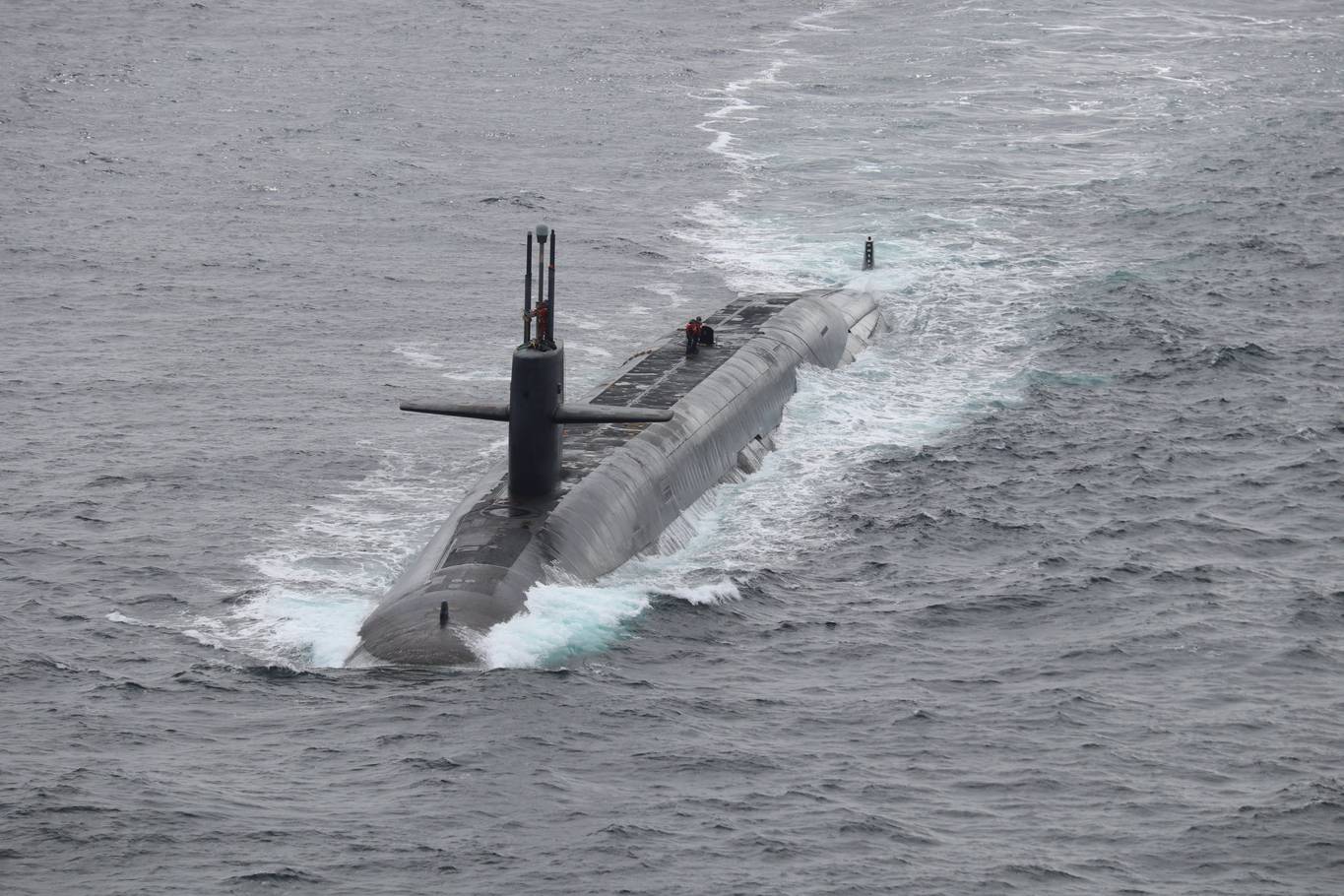 Американска ядрена подводница Тенеси (Tennessee)